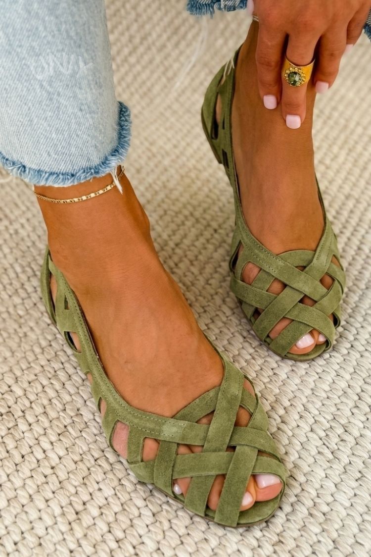 Hina | Flat Sandals with Open Toe and Woven Material