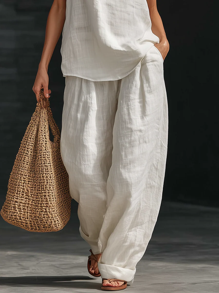 Sleeveless Zoë™ Set with Wide Trousers